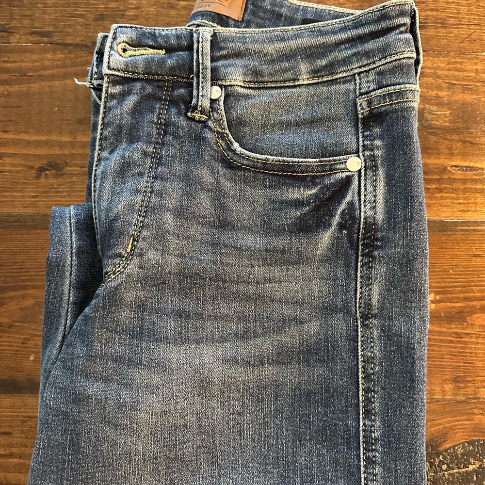 Judy Blue Mid Rise "Tummy Control" Vintage Straight Denim Jeans 88870